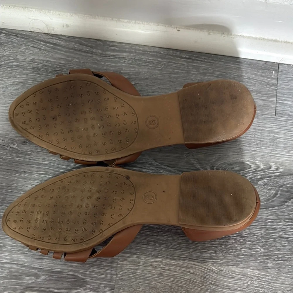DV by Dolce Vita Brown Flats Huarache-Inspired Design - Picture 4 of 5
